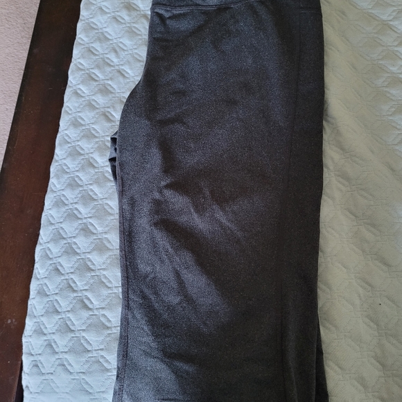 Athletic cropped pants - Picture 1 of 1